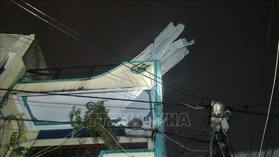 وصلت العاصفة رقم 13 إلى كوي نون، مصحوبة برياح قوية لمدة 5 ساعات تقريبًا