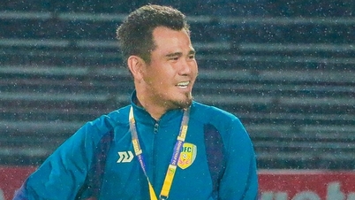 Phan Thanh Binh blir assistent, Dong Thap Club "byter general"