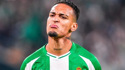 Antony giúp Betis thắng trận, Aston Villa và Roma cùng có 3 điểm