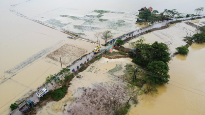 Hue: Reparieren Sie dringend den beschädigten Deich, um den Weg für die Hochwasserhilfsgüter freizumachen.