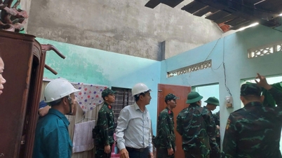 3 người mất tích ở Quảng Ngãi, hàng chục ngôi nhà tốc mái do bão