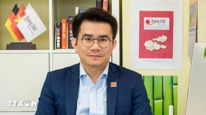 Comentarii asupra proiectelor de documente ale celui de-al 14-lea Congres Național: Continuarea consolidării puterii globale a Vietnamului