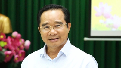 ປະທານ​ໂຮ່ຈີ​ມິນ: ການ​ຕັດ​ອອກ​ບັນດາ​ລະບຽບ​ການ​ຈະ​ເຮັດ​ໃຫ້​ນັກ​ລົງທຶນ​ພໍ​ໃຈ