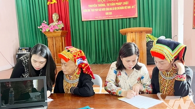Tuyên truyền, trợ giúp pháp lý cho bà con vùng cao Dân Tiến