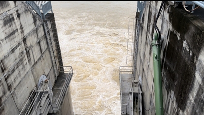 ১৩ নম্বর ঝড়ের কারণে ভারী বৃষ্টিপাত, সং লুই জলাধার থেকে বন্যার পানি নিষ্কাশন বৃদ্ধি পেয়েছে