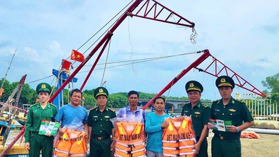 ឆ្មាំព្រំដែនទីក្រុងហូជីមិញ អមដំណើរអ្នកនេសាទក្នុងការប្រយុទ្ធប្រឆាំងនឹងការនេសាទ IUU