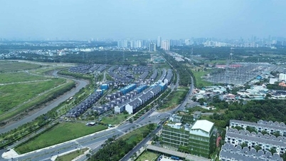 Przewodniczący Ho Chi Minh City ustala datę rozpoczęcia budowy 6,6-kilometrowej drogi na południu