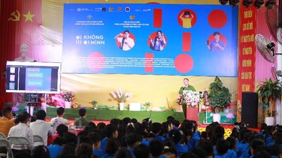 Chương trình Workshop “Không Một Mình - Cùng nhau an toàn trực tuyến”