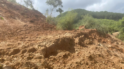Quang Ngai: Po hlasité explozi byla cesta k turistické vesnici zasypána.