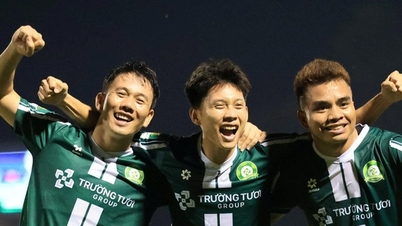 Thanh Minh scored 3 goals in 2 matches, Dong Nai temporarily won the top spot of the First Division