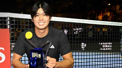 Den vietnamesiska tennisspelaren Learner Tien skrev historia när han vann ATP-mästerskapet för första gången.