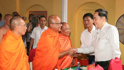 Ulusal Meclis Başkanı Tran Thanh Man, Can Tho'da Ulusal Büyük Birlik Günü'ne katıldı