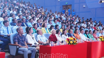 La société Khanh Hoa Salanganes Nest organise un grand concert en l'honneur des travailleurs
