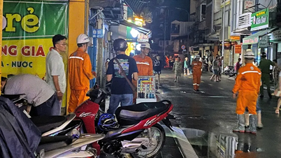 HCMC: Utredning om dödsfallet av en ung man som misstänks ha fått en elstöt när han korsade en översvämmad väg