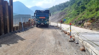 Potential risk of further landslides on La Son - Hoa Lien highway
