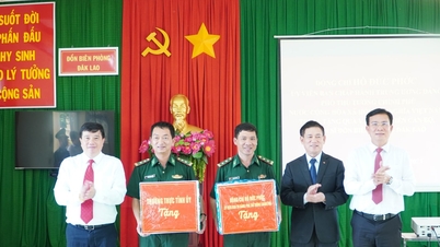 Vice premiärminister Ho Duc Phoc besöker gränsposter i Thuan An-kommunen