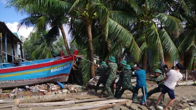 Gần 1.000 bộ đội Sư đoàn 2 giúp người dân Gia Lai khắc phục hậu quả bão số 13