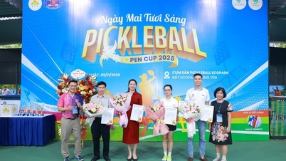 Hampir 450 atlet berpartisipasi dalam turnamen Pickleball untuk mengumpulkan dana bagi pasien kanker