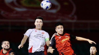 Công An TP.HCM - Ninh Bình (hiệp 1) 3-2: Hoàng Đức đánh đầu rút ngắn tỉ số
