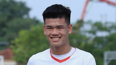 U22 Vietnam-speler scoorde om Hoang Anh Gia Lai te redden in de 90+10 minuut