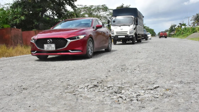 ອານຢາງ: ທາງຫຼວງແຫ່ງຊາດ 61 ຍາວກວ່າ 10 ກິໂລແມັດ ໄດ້ຮັບຄວາມເສຍຫາຍຢ່າງໜັກໜ່ວງ