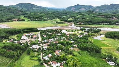 ການພັດທະນາເສດຖະກິດໃນເຂດເຄິ່ງພູດອຍ