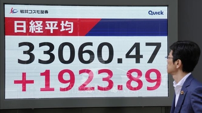 एशियाई शेयर बाजारों में तेजी इस उम्मीद से देखी गई कि अमेरिकी सरकार जल्द ही अपना कामकाज फिर से शुरू कर देगी।