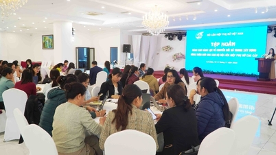 सभी स्तरों पर संघ के अधिकारियों के लिए नए ग्रामीण निर्माण में डिजिटल परिवर्तन पर क्षमता निर्माण पर प्रशिक्षण