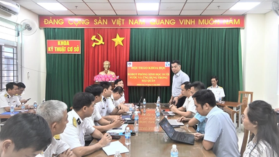 Wetenschappelijke workshop "Onderwater biomimetische robots en hun potentiële toepassingen bij de marine"