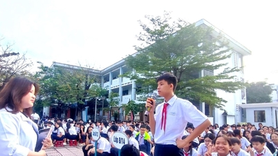 เผยแพร่ข้อความ “Say no to cigarette” ให้กับนักเรียน