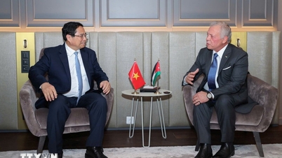 Raja Abdullah II Ibn Al Hussein dari Yordania mengunjungi Vietnam: Fase baru kerja sama hubungan bilateral