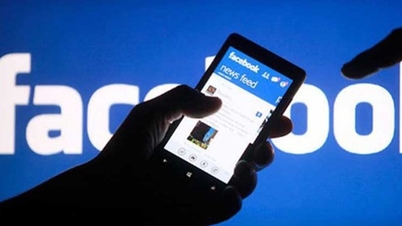 Bir işletme sahibi, 7 Facebook grubunun tek bir telefon görüşmesiyle "kaybolmasından" dolayı gözyaşı döktü.