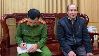 ប្រធាន​ឃុំ​ម៉ៅ​ឌៀន និង​ប៉ូលិស​ទប់ស្កាត់​ការ​លួច​បន្លំ​តាម​អ៊ីនធឺណិត​យ៉ាង​មាន​ប្រសិទ្ធភាព