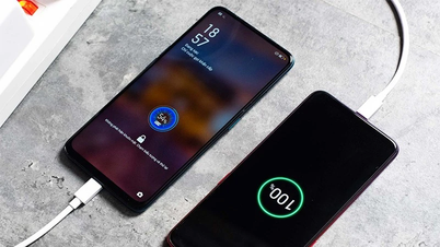 iPhone, Samsung ຫຼື​ໂທລະ​ສັບ​ຈີນ​ສິດ​ທິ​ໃນ​ການ​ໂຕ້​ຖຽງ​ການ​ສາກ​ໄຟ​ຫມໍ້​ໄຟ​?