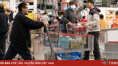 The US economy is at risk of negative growth.