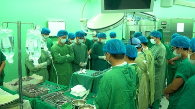 Cho Ray voerde 2 orgaantransplantaties uit in 3 dagen: 7 mensen gered, eerste longtransplantatie in het zuiden