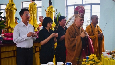 آئی اے بونگ کمیون میں شہداء کے لیے یادگاری خدمات