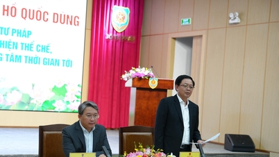 ادارہ جاتی عمارت پر کام کرنے والے عملے کے معیار کو بہتر بنائیں