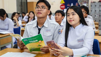 សំណុំសៀវភៅសិក្សាដែលបង្រួបបង្រួមមុនម៉ោង G