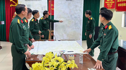 អនុវត្តជំនាញបក្ស និងការងារនយោបាយក្នុងសមយុទ្ធ