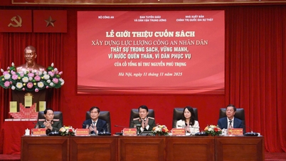 Buku oleh mendiang Setiausaha Agung Nguyen Phu Trong adalah kompas panduan untuk seluruh pasukan Keselamatan Awam dalam kerja, pertempuran dan pembinaan pasukan.