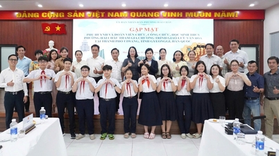 Hai Chau Ward បានជួបជាមួយក្រុមនិស្សិតដែលចូលរួមក្នុងការផ្លាស់ប្តូរវប្បធម៌នៅប្រទេសកូរ៉េ