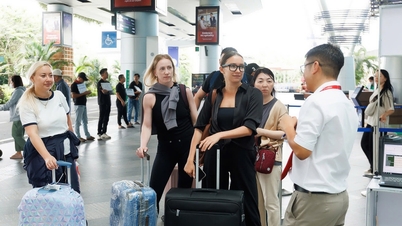 ភ្ញៀវ​ទេសចរ​រុស្ស៊ី​ត្រឡប់​មក​ទីក្រុង Da Nang វិញ មនុស្ស ៧២ ០០០ នាក់​ត្រូវ​បាន​ស្វាគមន៍​តាម​ជើង​ហោះហើរ​ធម្មនុញ្ញ