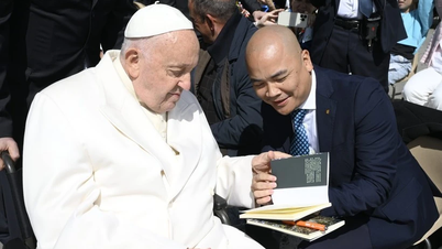 អ្នកនិពន្ធ Ha Huy Thanh បន្តដំណើរនៃការផ្សព្វផ្សាយសេចក្តីស្រឡាញ់នៅក្នុងសង្គម។