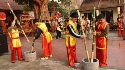 លក្ខណៈវប្បធម៌ពិសេសក្នុងពិធីបុណ្យ Banh Giay នៅផ្ទះសហគមន៍ Luc Giap (Ninh Binh)