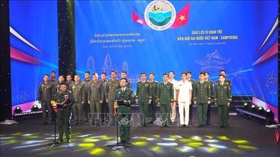 មន្ត្រីវ័យក្មេងវៀតណាម និងកម្ពុជា រួមដៃគ្នាការពារព្រំដែនសន្តិភាព មិត្តភាព និងការអភិវឌ្ឍន៍