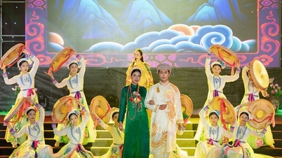 Uczynić dziedzictwo Ao Dai ambasadorem turystyki Hanoi