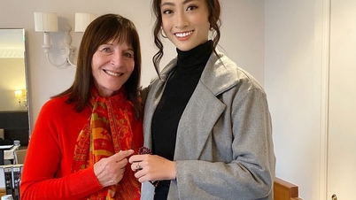 Vietnamská reprezentantka přitahuje pozornost na mezinárodní soutěži krásy