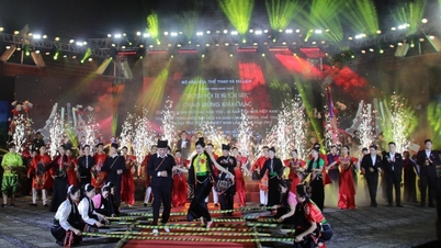 លើកតម្កើងកម្លាំងសាមគ្គីភាព និងអត្តសញ្ញាណរបស់ជនជាតិវៀតណាមទាំង ៥៤