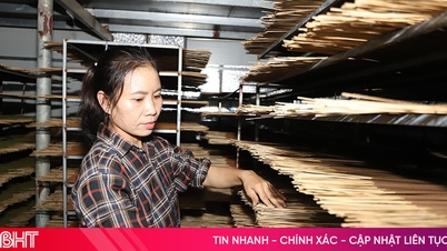 A termelés felgyorsításával a Ha Tinh kézműves falvak „versenyeznek” az év végi megrendelésekért